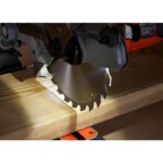 Black & Decker BES702 240V 216mm Mitre Saw - Image 3
