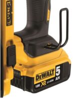 DeWalt DCN890P2 18V Concrete Nailer - Image 2