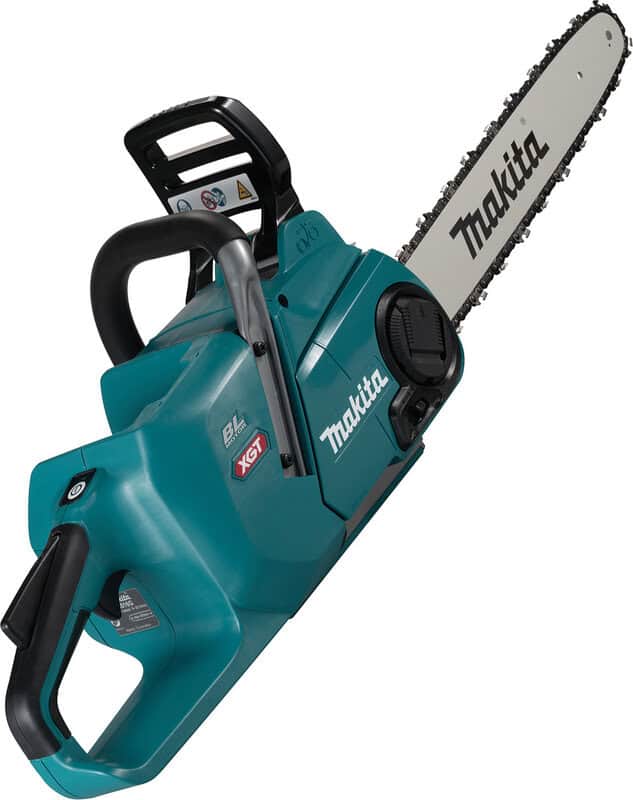 mak-uc015gz-makita-uc015gz-40v-35cm-chainsaw-body-only-01.jpg Makita UC015GZ 40V 35cm Chainsaw Body Only - Image 1